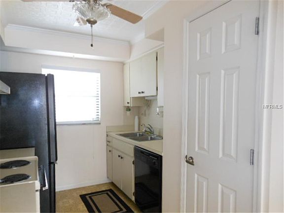 3rd image of 2700 Cove Cay Dr #1-3A