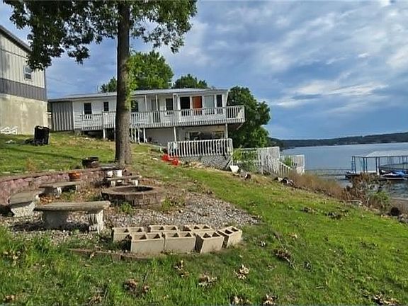 2nd image of 27152 Marina Ln