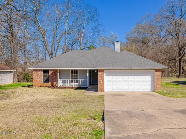 2123 Old Vicksburg Rd, Clinton, MS 39056