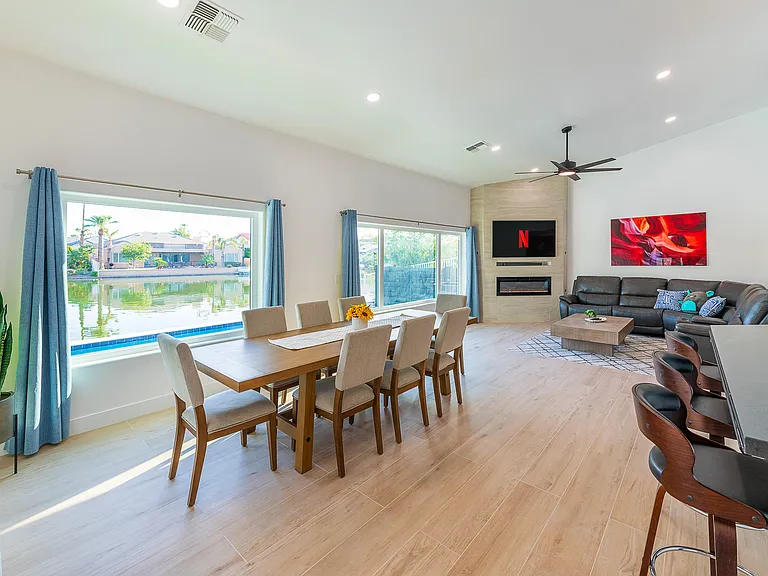 1710 E Queen Palm Dr — Photo 9