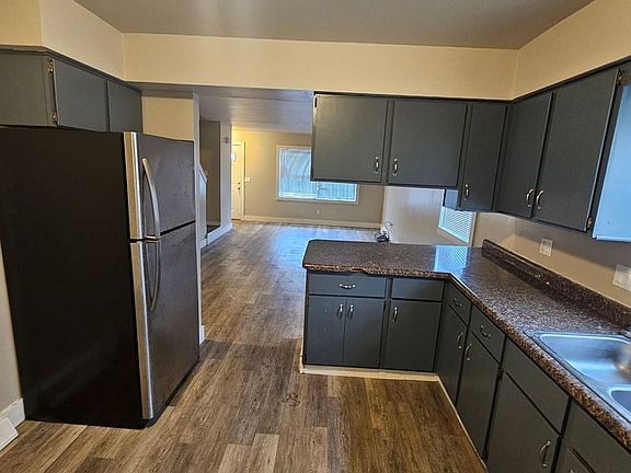 4th image of 10444-10446 W Jonen St