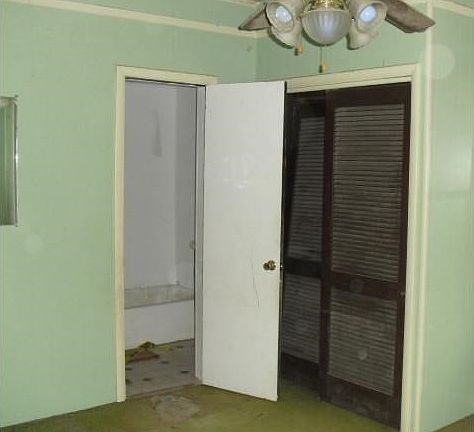 3rd image of 3729 Finleyville Elrama Rd