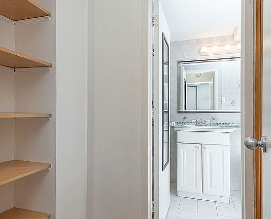 4th image of 1160 3rd Ave APT 17F