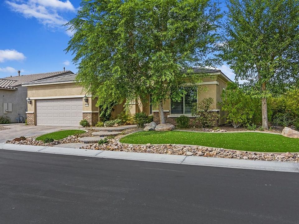 1st image of 81441 Avenida Montura