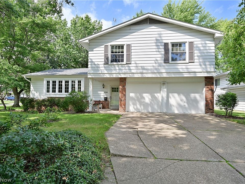 1st image of 27008 Sweetbriar Dr