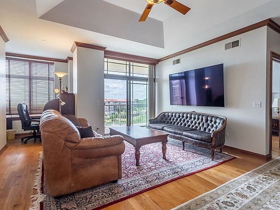 5th image of 40 Prairie Park Dr APT 602