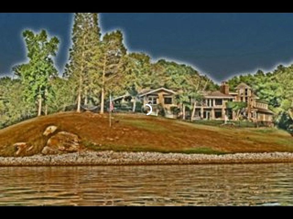 2nd image of 133 Tanglewood Ln
