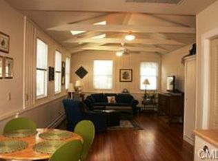 8 1/2 Newtown Ter, Norwalk, CT 06851