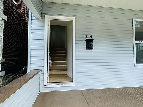 4th image of 1174 E Livingston Ave #1174