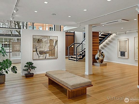 3rd image of 80 Vine Street #2600