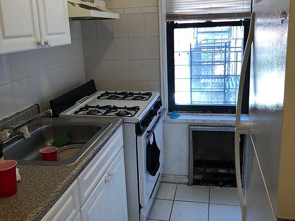 5th image of 2211 New Haven Ave APT 4S