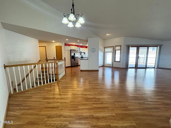 4th image of 3033 N 19th St