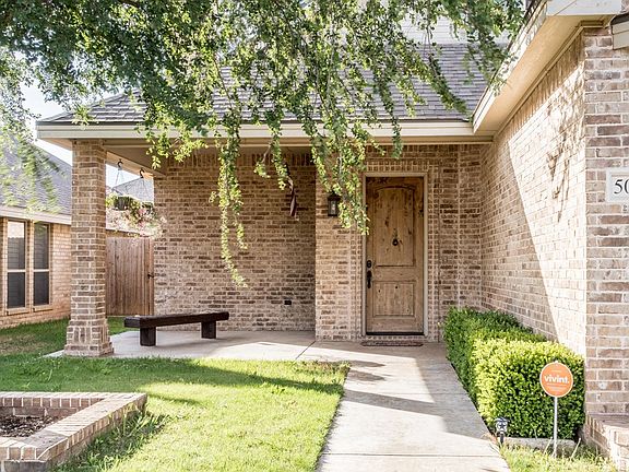 3rd image of 5013 Woodhollow Dr