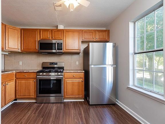 4th image of 3984 Bayside Cir