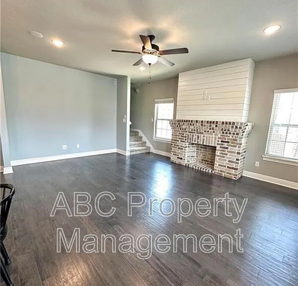 3819 W Maclura Way — Photo 12