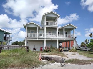 10 Clam Dr, Rockport, TX 78382