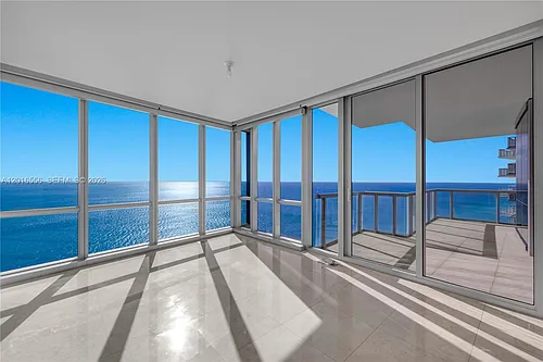 17121 Collins Ave Photo 1