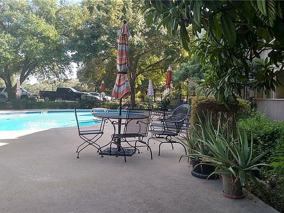 4th image of 2 Cliffhouse Dr APT 310