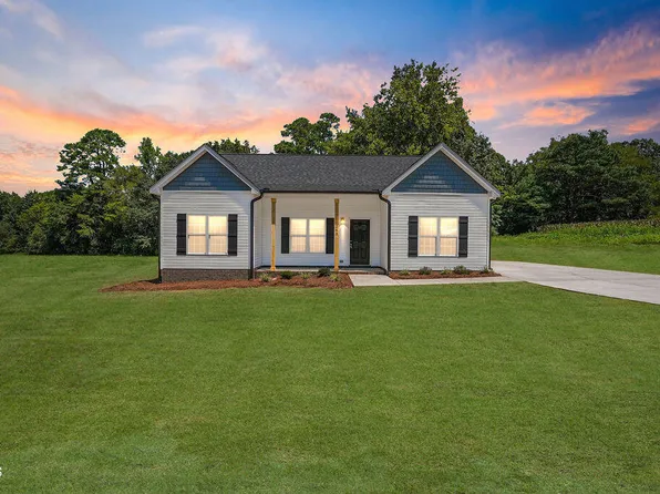 255 Pump Station Rd, Erwin, NC 28339