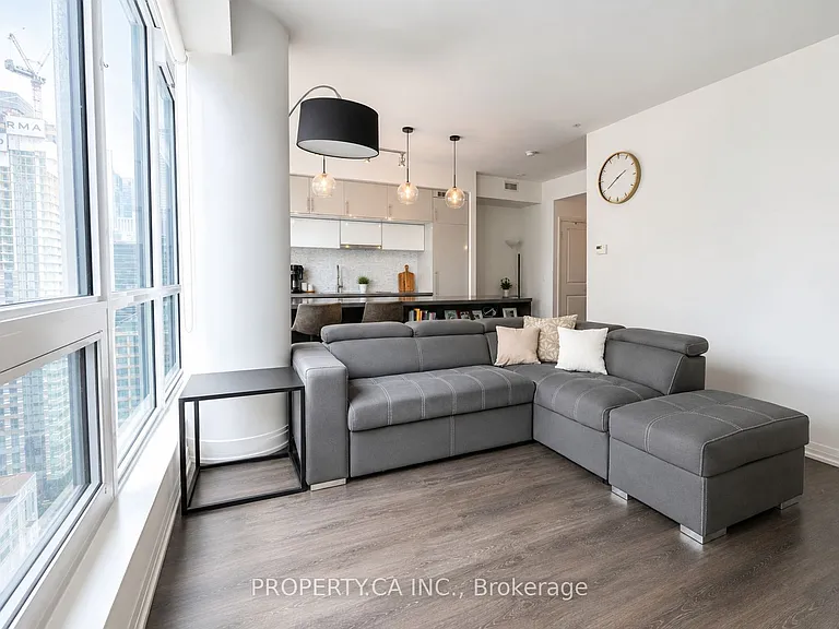 8 Mercer St #2611 — Photo 16