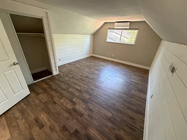 1400 Severn Dr — Photo 17