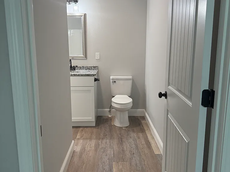 408 N Elliott St — Photo 17