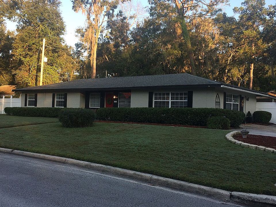 1st image of 4206 NW 17th Ave