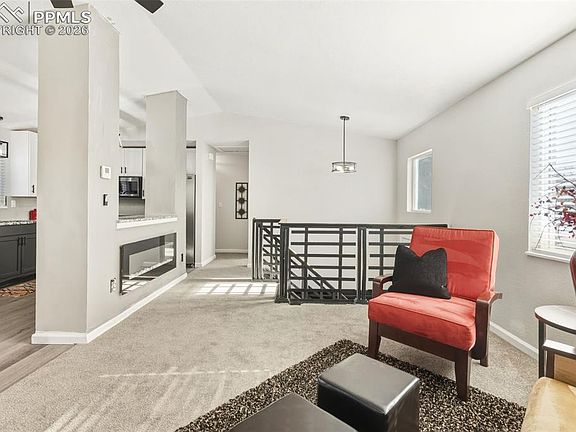 4th image of 3160 Mirage Dr
