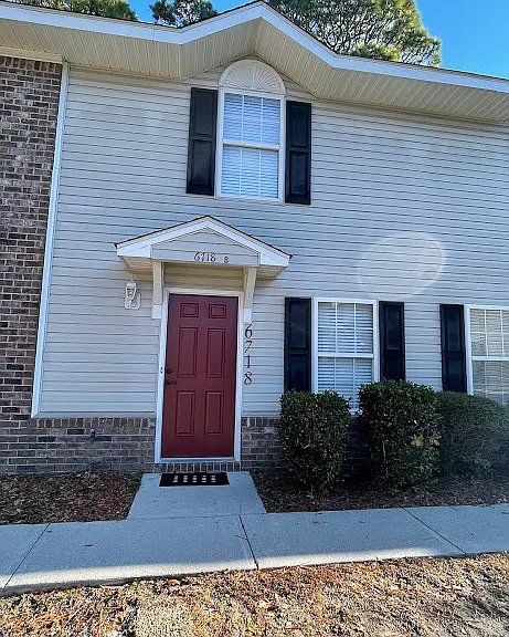 6718B Bryant St — Photo 1