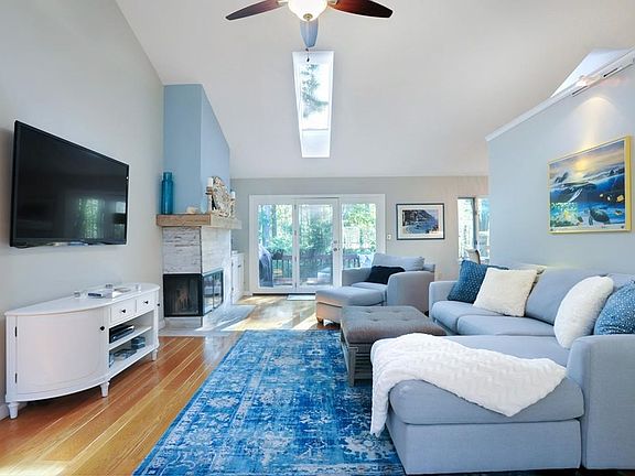 2nd image of 600 Summer St APT 21