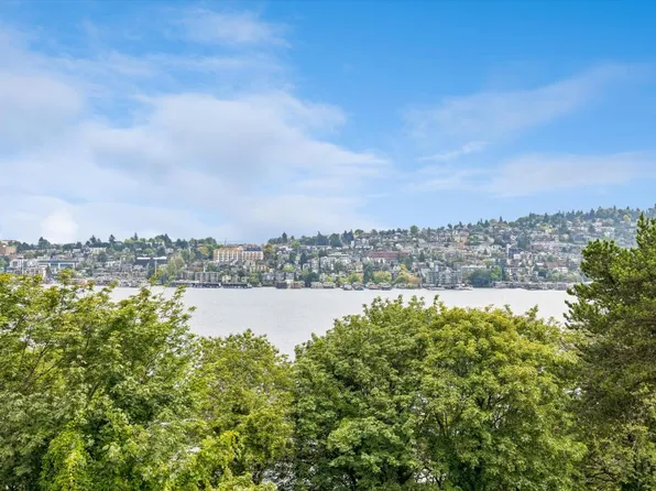 2470 Dexter Ave N APT 2A, Seattle, WA 98109