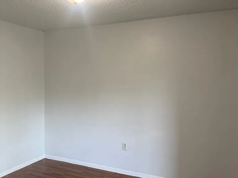 861 Sky Lake Cir #C — Photo 7