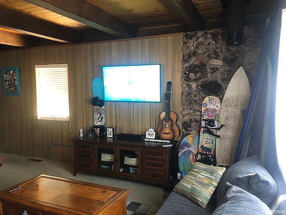 3rd image of 2701 Springwood Dr