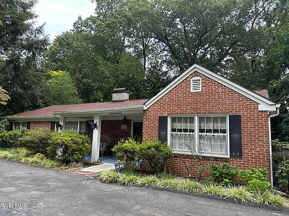 2nd image of 1300 Woodland Ave