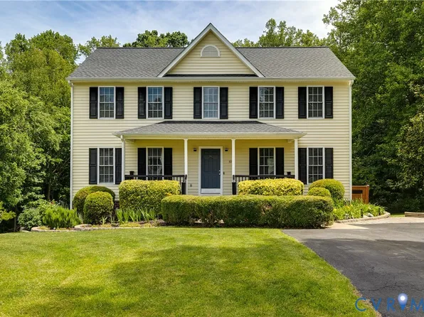 1013 Amber Meadows Pl, Midlothian, VA 23114