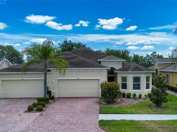 804 Chipper Dr, Sun City Center, FL 33573