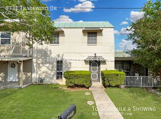 8731 Tradewind Dr, Windcrest, TX 78239