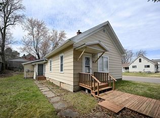 1665 2nd Ave, Cumberland, WI 54829