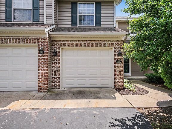 3rd image of 3962 Old Elm Dr SE