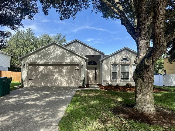 2nd image of 964 Vanderbilt Dr