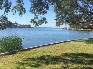 5023 S Shore Crest Cir, Tampa, FL 33609