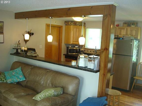 5th image of 2034 Spruce Ave