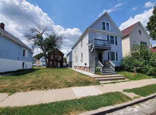 2405 S 16th St, Milwaukee, WI 53215