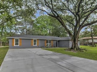 2208 Holbrook St, Dayton, TX 77535