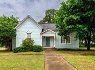 406 Jefferson St, Livingston, AL 35470