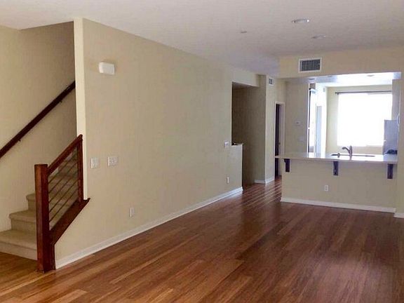 4th image of 1629 Echo Park Ave APT 4