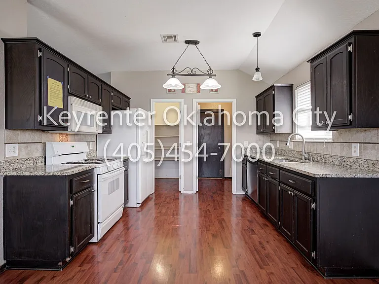 6016 SE 82nd Pl — Photo 14