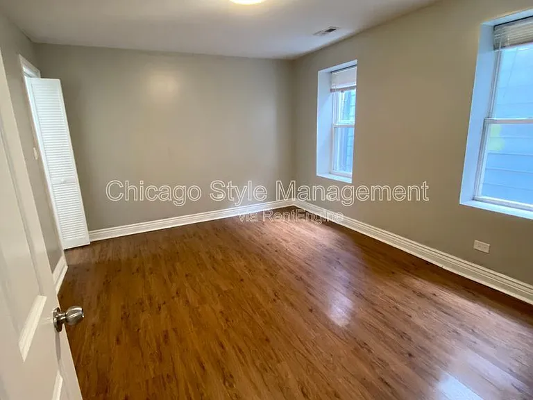 2309 S Sacramento Ave #1 — Photo 5