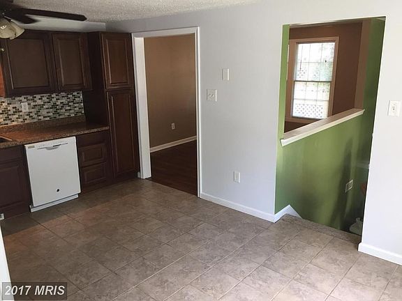 4th image of 315 Seagull Dr