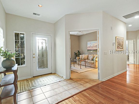 5th image of 167 Hampton Cir